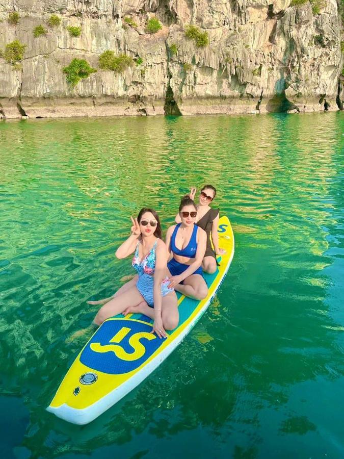 Homestay 1986 Ha Long - Can Ho 2 Phong Nghi View Bien المظهر الخارجي الصورة