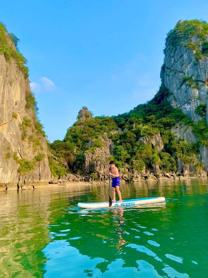 Homestay 1986 Ha Long - Can Ho 2 Phong Nghi View Bien المظهر الخارجي الصورة